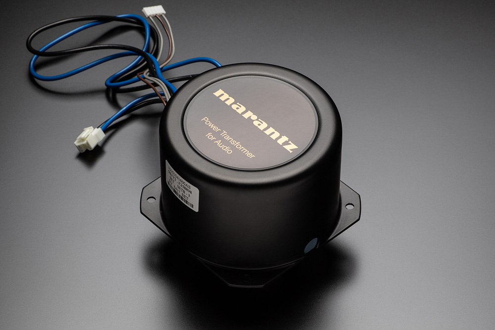 画像: 新開発の専用電源トランス