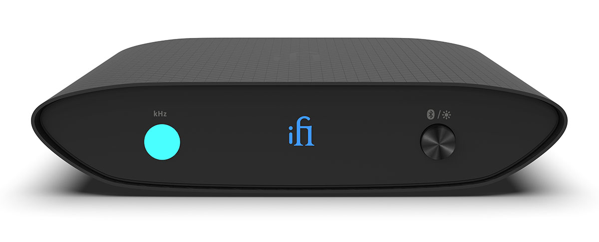 画像1: iFi audioのBluetoothレシーバー「ZEN Air Blue」にBlackバージョンが登場。音楽ストリーミングサービスの高音質フォーマットを、Bluetoothでありながら超高解像度で楽しめる