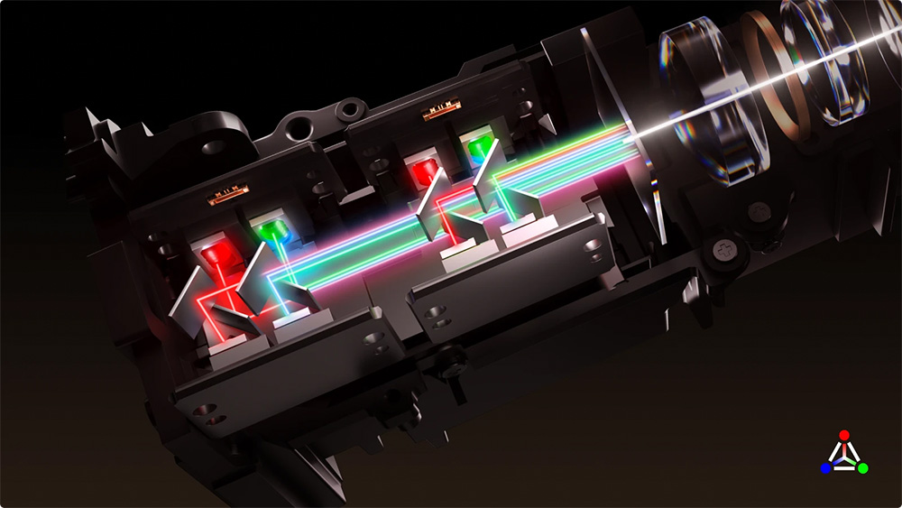 画像: 「X-Master RGB」3色レーザーエンジン
