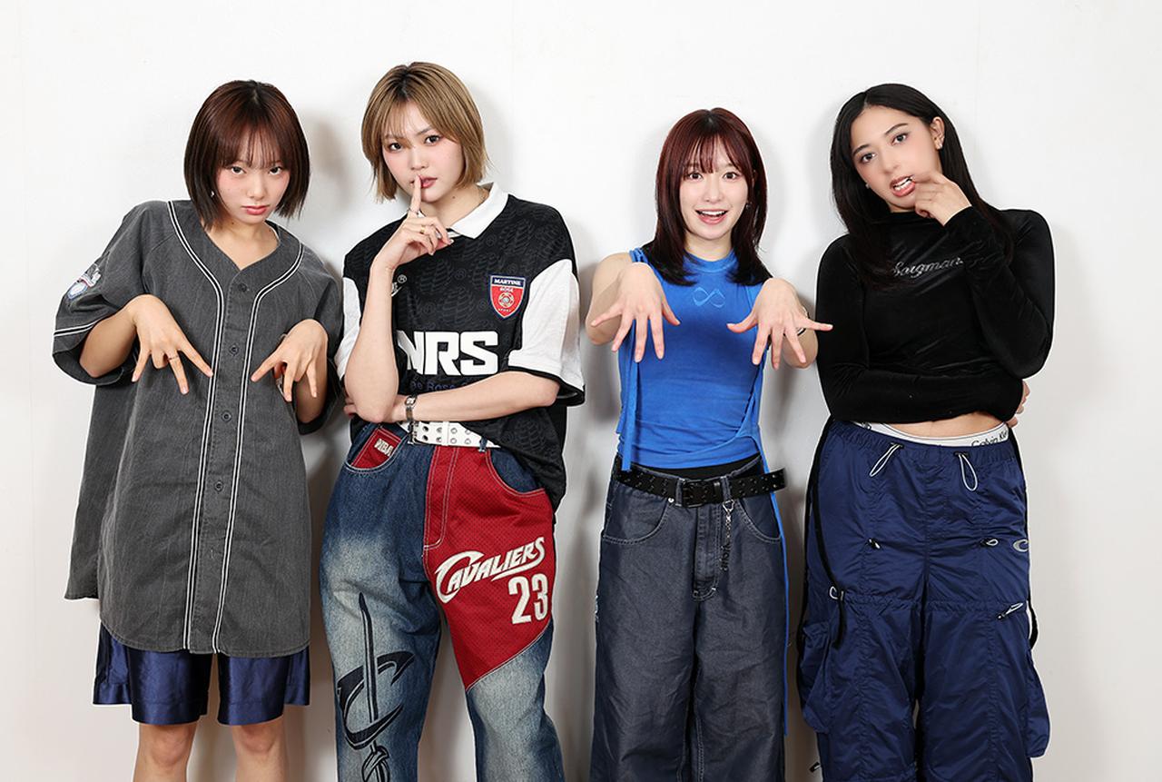 画像: 左からMEI、SAKI、RINNE、TYRA