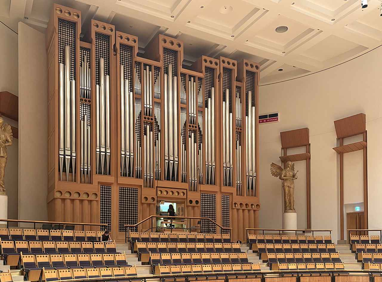 画像: 異なるミックスで仕上げた２枚のディスクをセットにする 『ザ・スペクタクル・オルガン』