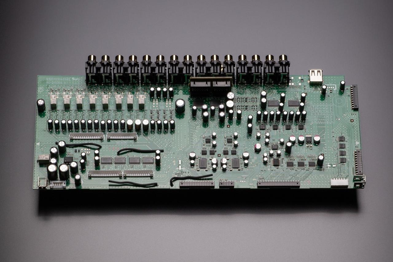 画像8: 『Marantz AV 30』色濃い音こそ、単体プリの魅力だ！電流帰還型バランスプリ出力の効能を訴求する7.4.4アトモス再生対応コントロールAVセンター登場【Special Review】