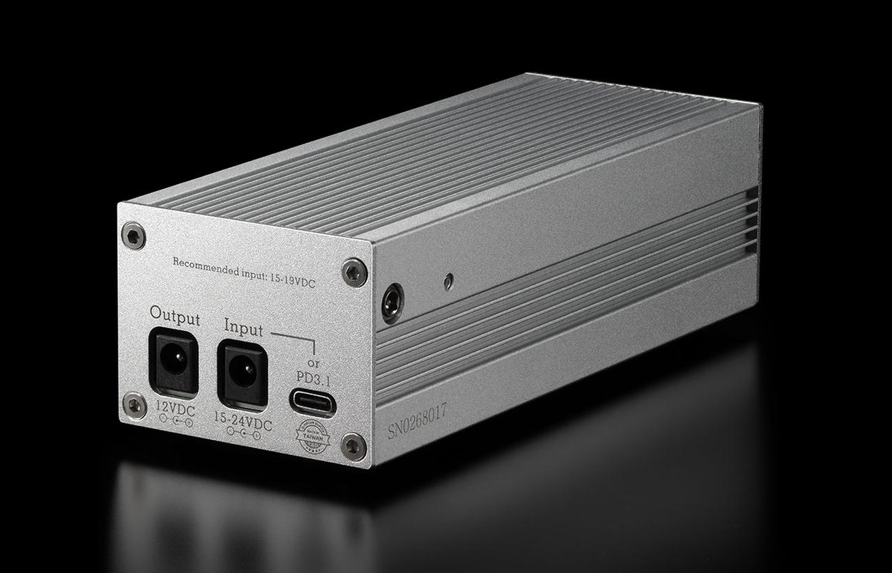 画像: 「VoltCel 12V」のリアパネル