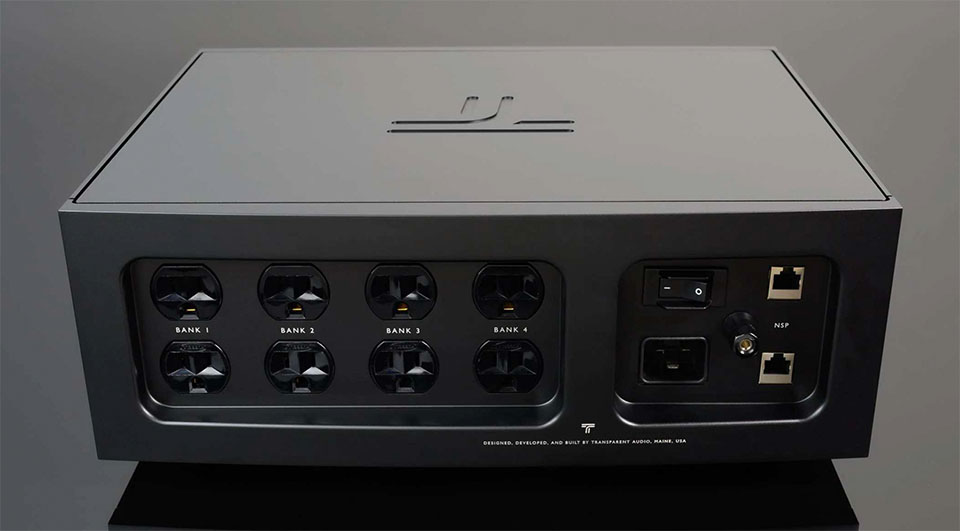 画像2: 8口の高品位アウトレットを搭載。トランスペアレントの最新パワーコンディショナー、「REFERENCE PowerIsolator Ver.2 」が4月1日に発売