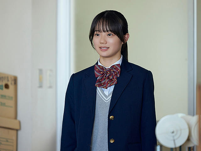 画像1: 映画『ザッケン！』でW主演の「中島瑠菜」「大島美優」にインタビュー。「自分を認めるきっかけになる作品」（中島）、「好きなことを続ければ宝物になる」（大島）