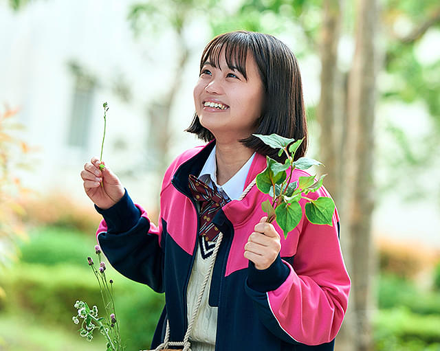 画像2: 映画『ザッケン！』でW主演の「中島瑠菜」「大島美優」にインタビュー。「自分を認めるきっかけになる作品」（中島）、「好きなことを続ければ宝物になる」（大島）