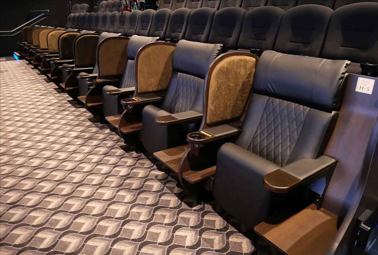 画像: プレミアムボックスシートも10席用意されている。こちらは通常のチケット代＋￥1,000とのこと