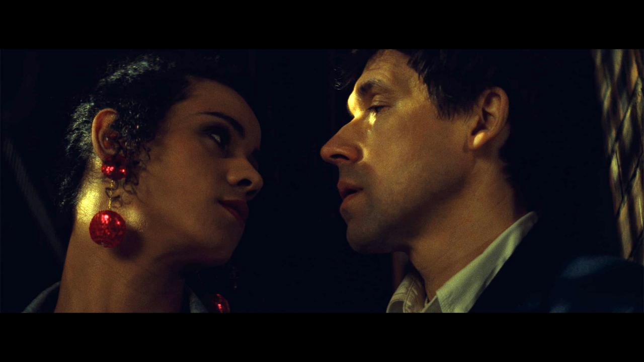 画像: DIRECTOR-APPROVED 4K UHD + BLU-RAY SPECIAL EDITION FEATURES