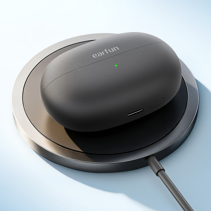 画像: ワイヤレス充電にも対応している