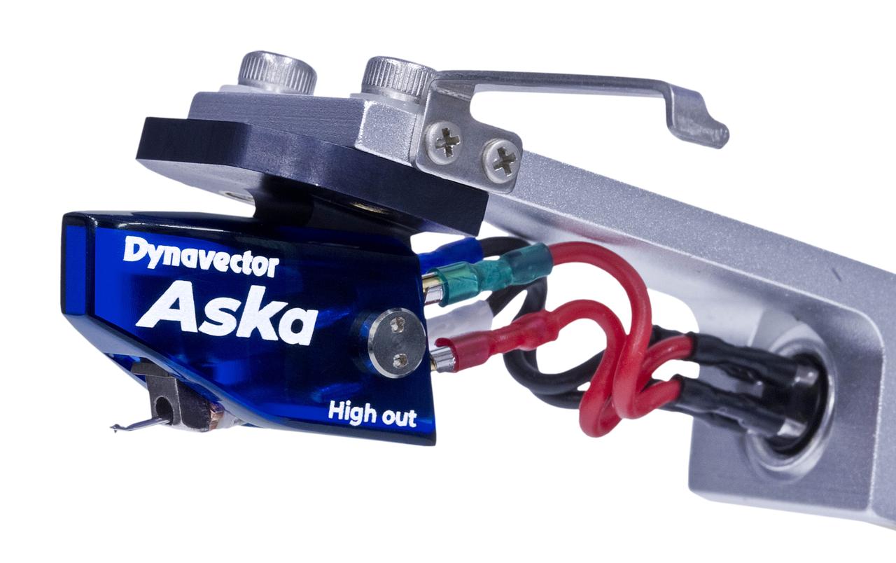 画像: 「ASKA-H」の推奨負荷抵抗は1,000Ω以上で、MMポジションのPHONO入力端子（47KΩ負荷）へ接続が可能。「ASKA-L」をPhono入力に接続する場合は、MC昇圧トランスもしくはヘッドアンプで昇圧が必要