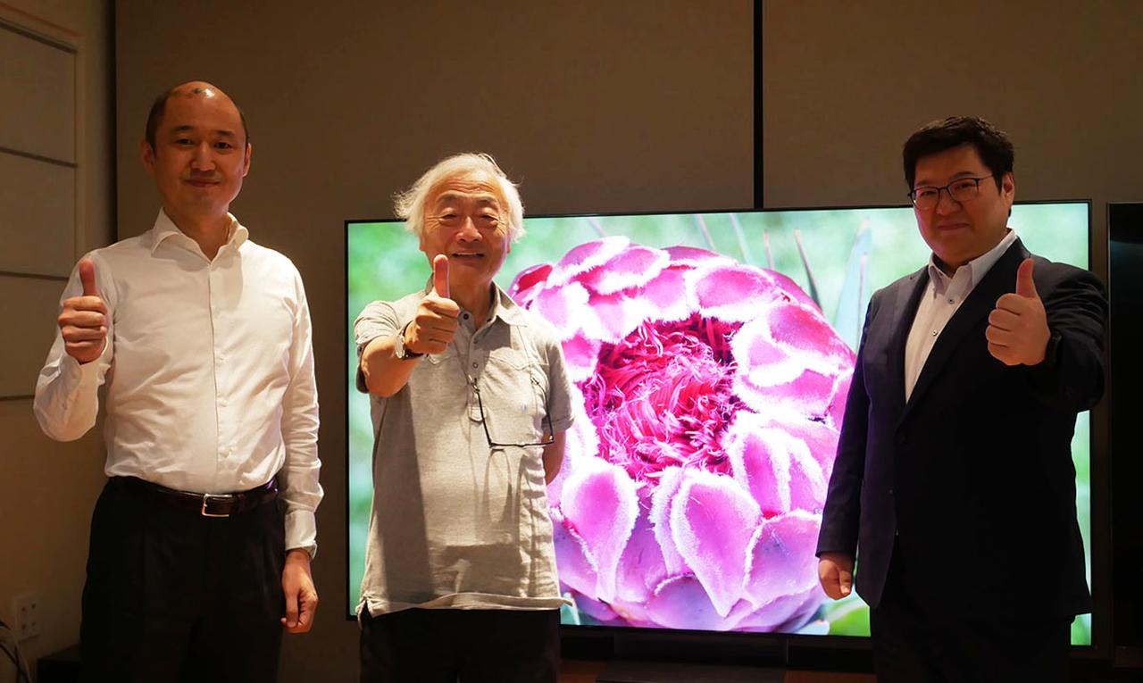 画像: インタビューに対応いただいたおふたり。写真右がソニー株式会社 ホームプロダクト事業部門 シニアマネージャー 相馬邦彦さんで、左が技術センター ディスプレイシステム技術部門 主任技師 本地秀考さん