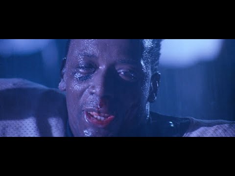 画像4: ラスト･ボーイスカウト【世界映画Hakken伝 from HiVi】トニー･スコット✕ブルース･ウィリスのコンビが放つ負け犬アクションの決定版！