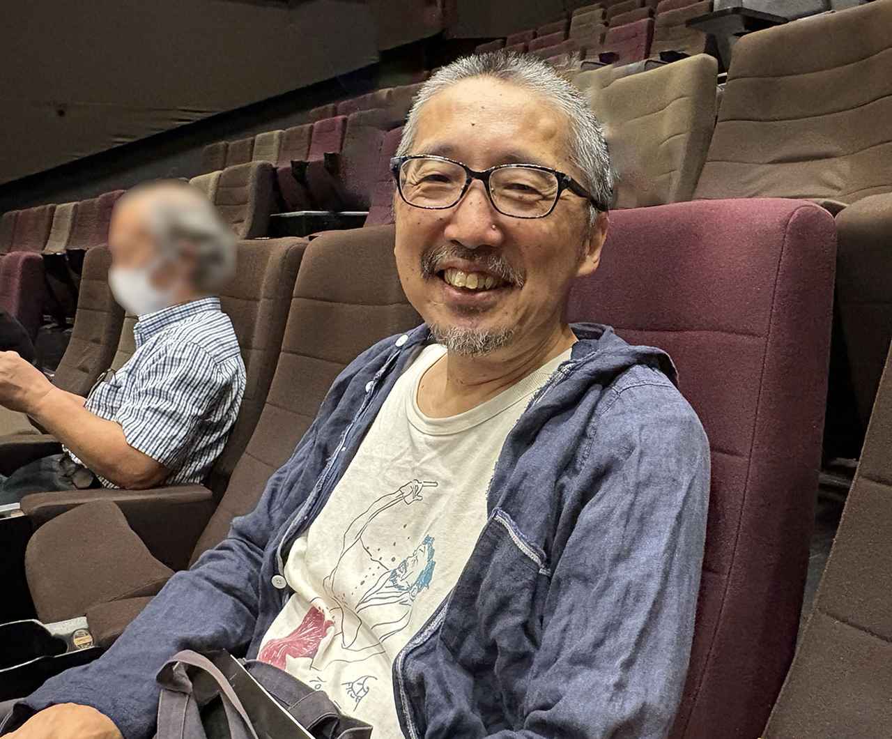 画像: 山下さんに、グランドシネマサンシャイン池袋のIMAXシアターで本作を体験いただいた