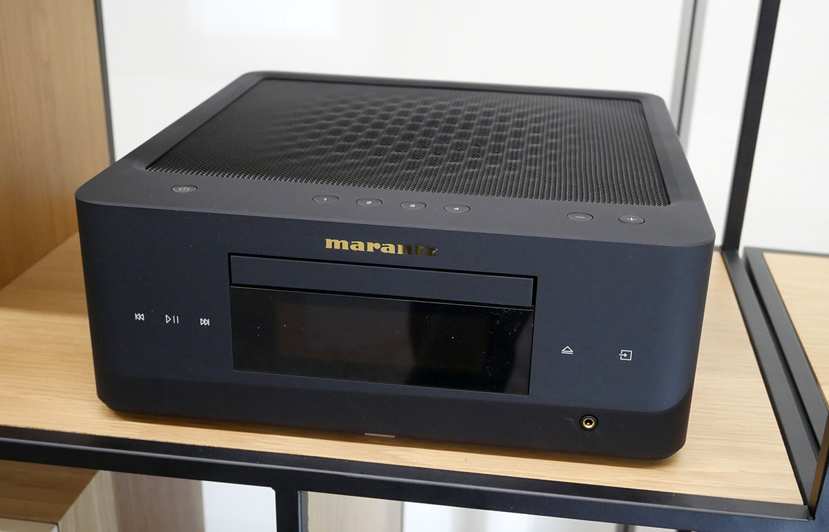 画像: 「MCR 60n」のブラック仕上げ