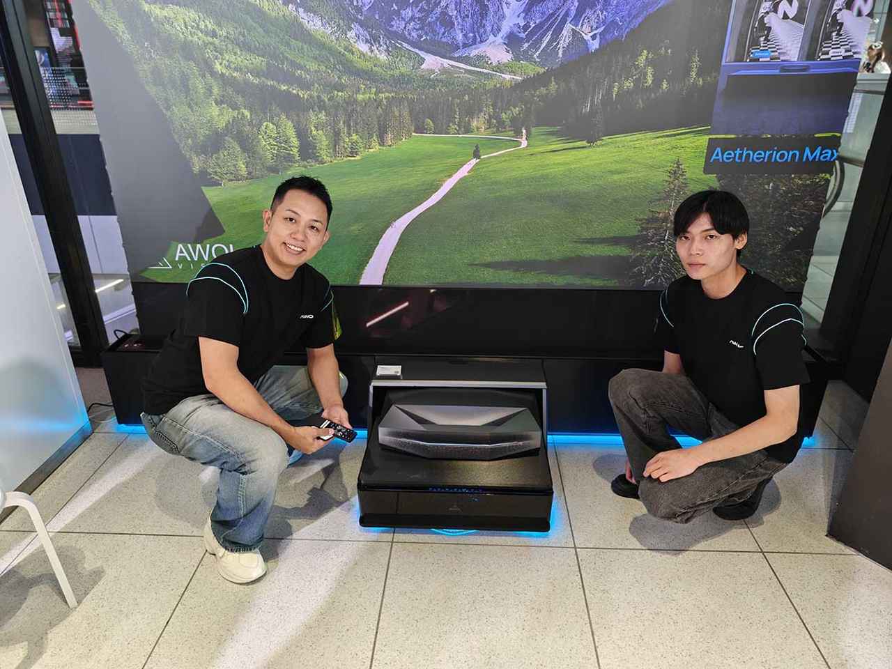 画像2: 日本初公開!AWOL Vision、体験型ホップアップイベント「さわれるMakuake」に、超単焦点プロジェクター「Aetherion シリーズ」専用のスクリーンボードを展示