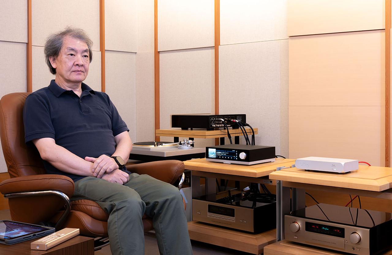 画像: 取材はStereoSound ONLINE試聴室の常設機器と組み合わせている。プリアンプがアキュフェーズ「C-2900」、パワーアンプが「A-300」、スピーカーシステムはB&W「801 D4 Signature」という構成だ