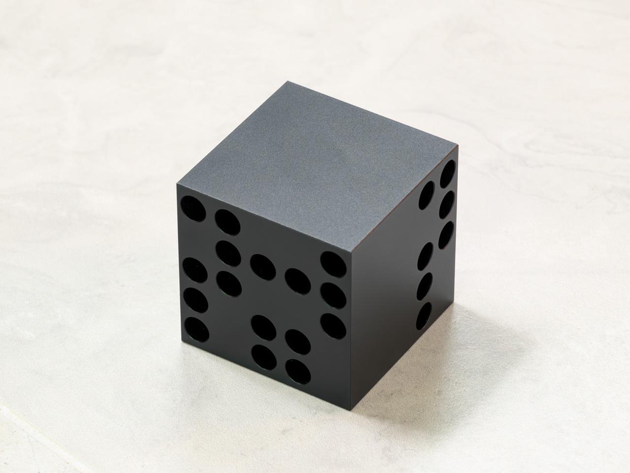 画像1: 「TAKT Dice Cube J /Cubit J」放射特性を整えるという新発想！音響アクセサリーの革命的効能を実感