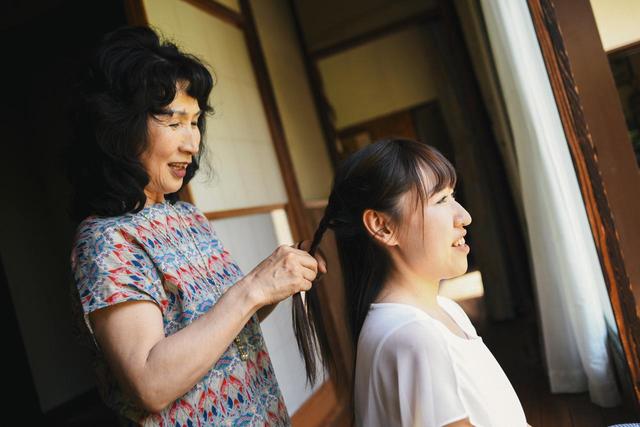 画像5: 髪を結いながら思い出す、思春期の娘へ毎日贈った母からの手紙