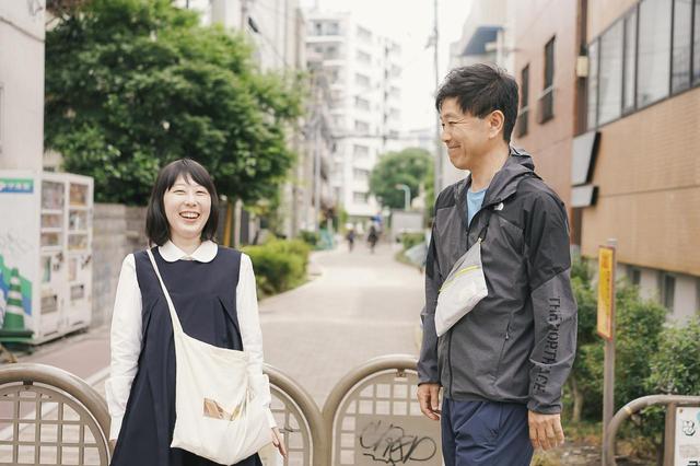 画像3: お義父さんと選ぶ、お義母さんへの贈り物「義父とギフト」第2話