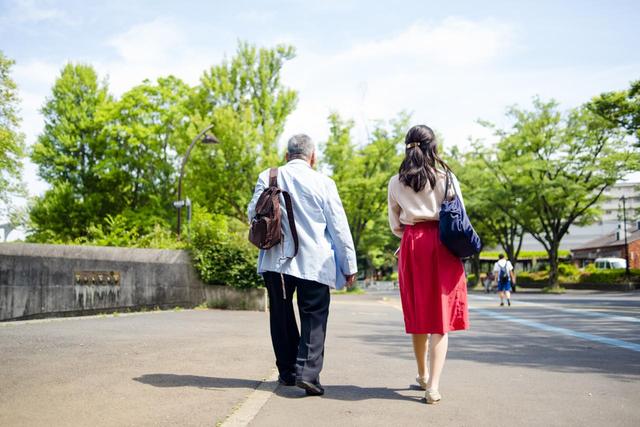 画像1: お義父さんが語るお義母さんとの馴れ初め、旦那さんの青春時代