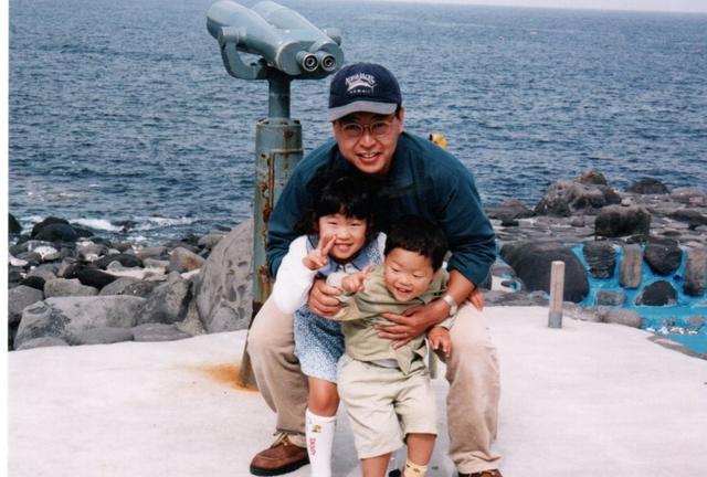 画像: 1994年には長男の史丸(ふみまる)さんも誕生