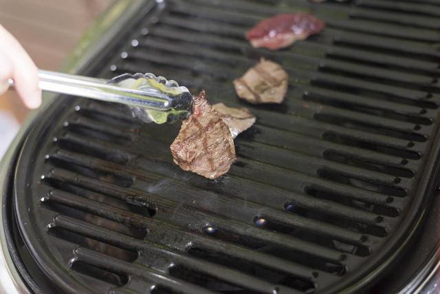 画像9: 汚れない&簡単に扱えるロースターでの調理