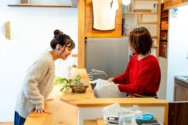 画像3: 一人で暮らす娘の梨紗さんと久々の再会