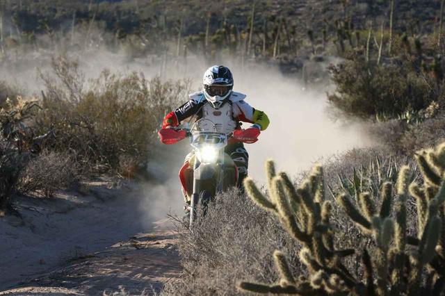 画像: BAJA1000 $3999.00-(3名にて参加、1名あたりの料金)