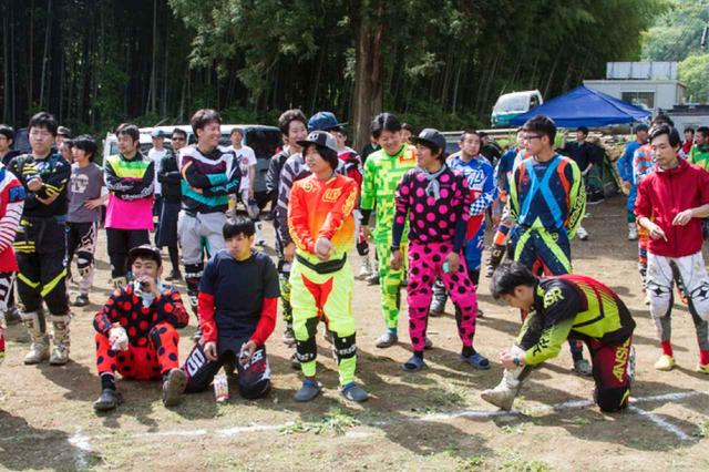 画像: ハードエンデューロを中心に活動する20代のチーム、FUNAI RACING。