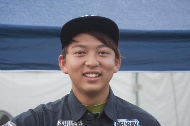 画像1: 「ここ一番のスピードはピカイチ、頼れる3男」 保坂修一(16歳)
