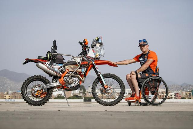 画像: 143 DUTTO Nicola (ita), KTM, Offroad Adventure Crew, Moto, during the Dakar 2019, Scrutineering, verifications, Peru, Lima, on january 4 to 5 - Photo Florent Gooden / DPPI www.dakar.com