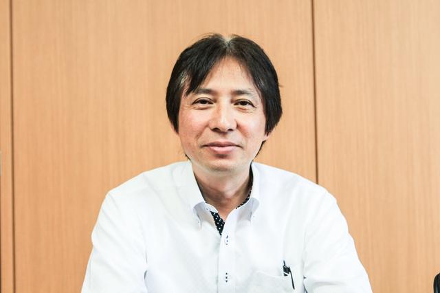 画像: ヘルメットの先生