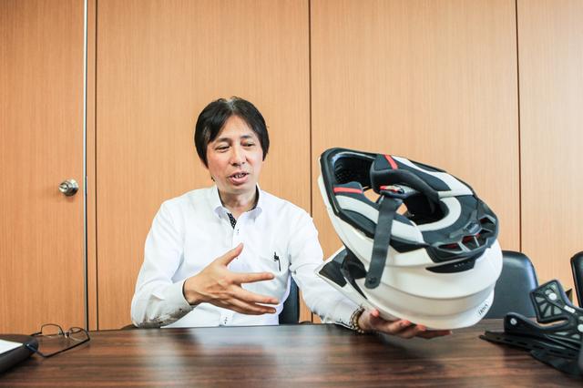 画像: VFX-WR www.shoei.com