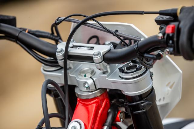 画像5: Beta RR2T200