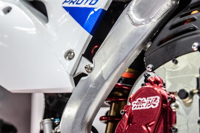 画像3: CRF250Rのフレームに SHINDENのモーターをダウンサイジングしてフィッティング