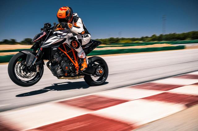 画像: KTM 1290 SUPER DUKE R