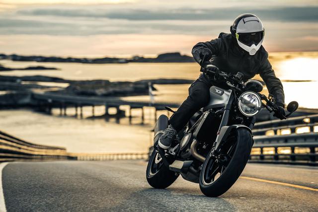 画像: Husqvarna VITPILEN701(欧州仕様車、オプション装着車)