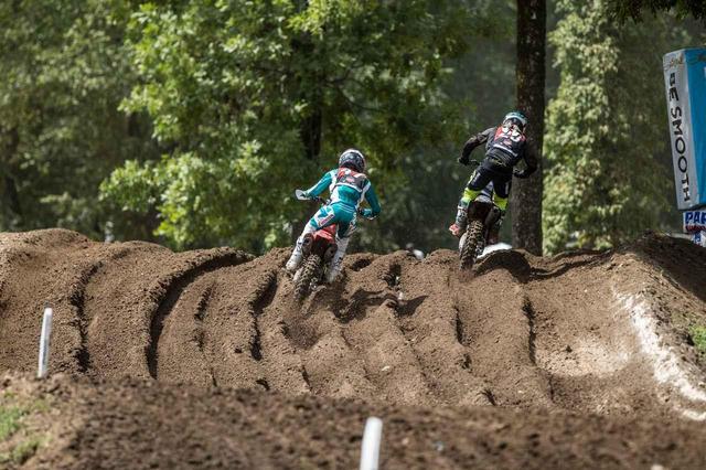 画像2: WEDNESDAY / OPEN PRO SPORTS MOTO1 鬼門のスタート…Open Proは追い上げて4位