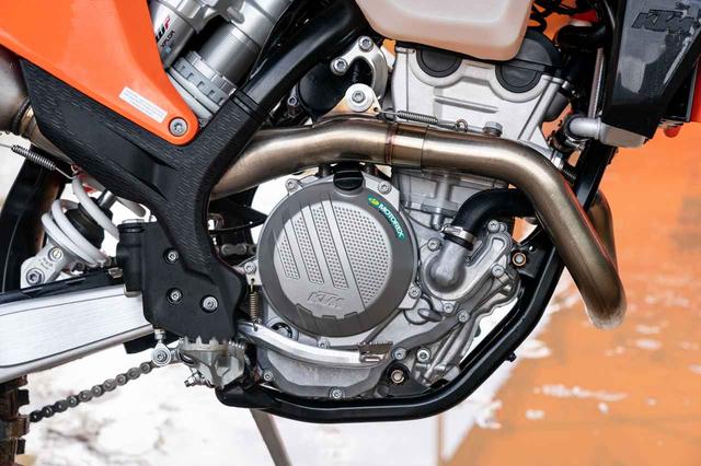 画像2: 軽量化が進み、ハンドリング性能が向上した250EXC-F