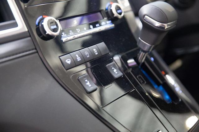 画像4: グランエースは、超高級車