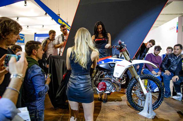 画像1: モトクロッサー、XX250