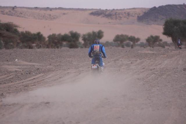 画像: #170 杉村晋吾とHusqvarna FE350