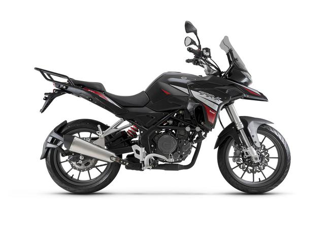 画像1: Benelli TRK251 価格未定