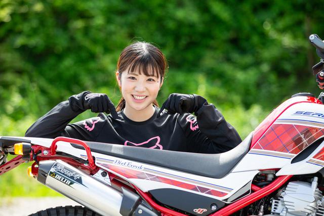 画像3: ほぼ、両足べったり。163cmでジャストフィットなセロー