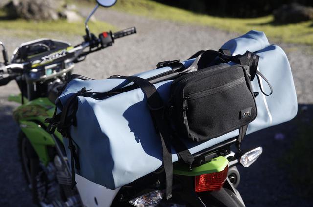 画像: 編集部でツーリングに愛用している、touring60。最大容量で、こちらならキャンプツーリングにも対応する。