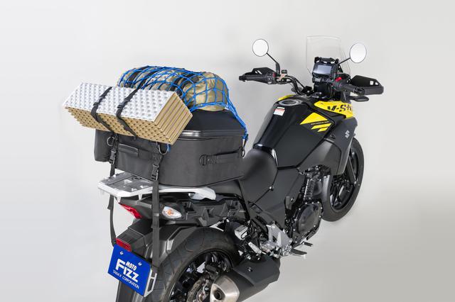 画像6: このシートバッグは荷物を詰めるだけじゃない。1つで2役、なんとテーブルに変形