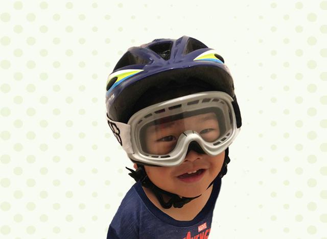 画像1: ヨツバサイクルからキッズ用ゴーグルが新発売