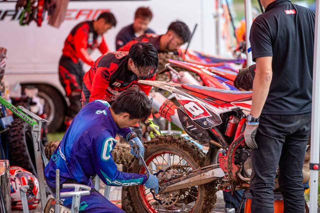 画像3: 日本でエンデューロライダーをアスリートとして育てることは、できるのか