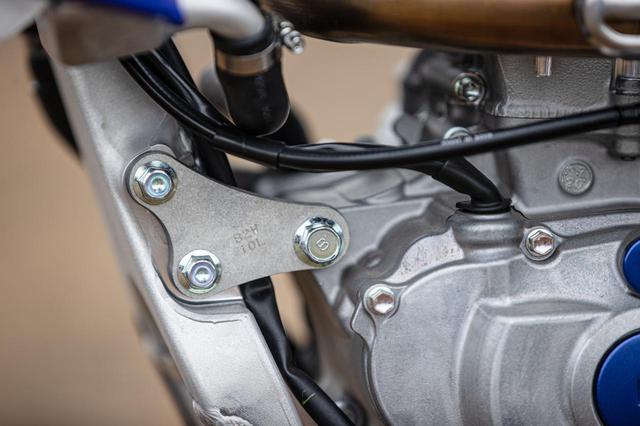 格安 YAMAHA   YZ250F   2021年車   前後BLITZリバルビングチューン 辻健二郎が斬る、新YZ250F「昔のバイクでは、こんなに低いギヤで