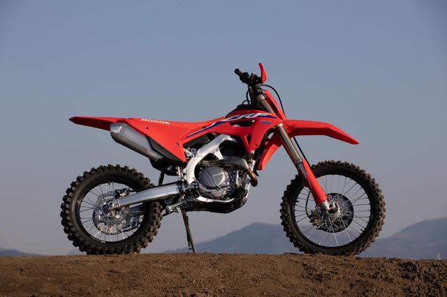 画像: “乗れるヨンゴー”、見参。新CRF450RXが実に優しかったワケ